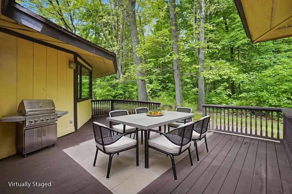 2308 N 33rd Street Comstock Charter Township MI 49053