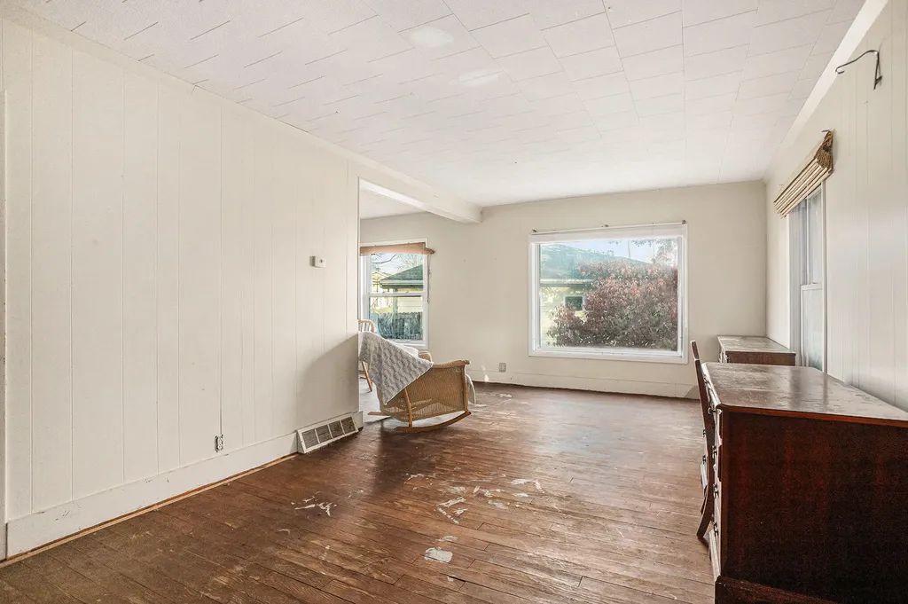 111 River Drive Three Rivers City MI 49093
