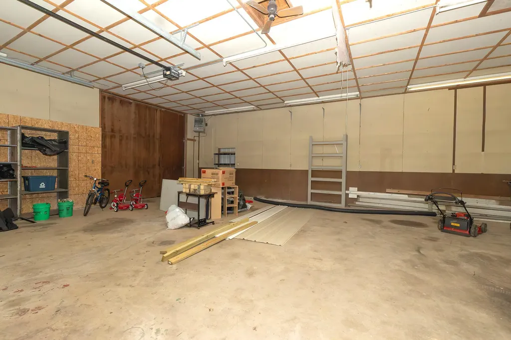 75764 16th Avenue South Haven Charter Township MI 49090