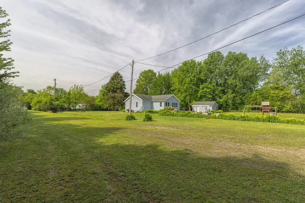 75764 16th Avenue South Haven Charter Township MI 49090