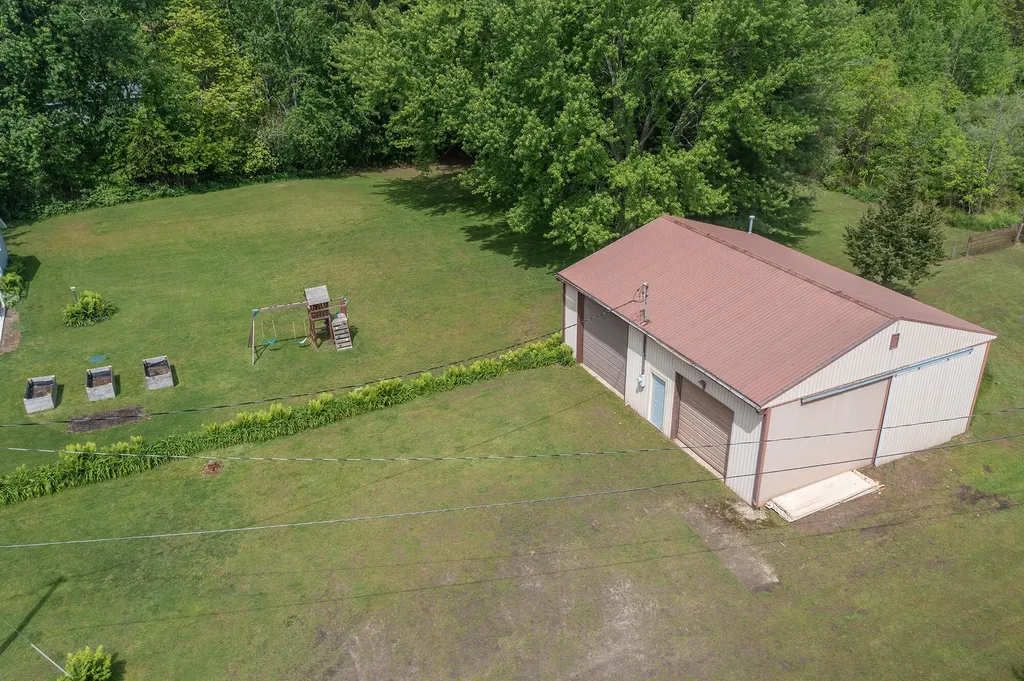 75764 16th Avenue South Haven Charter Township MI 49090