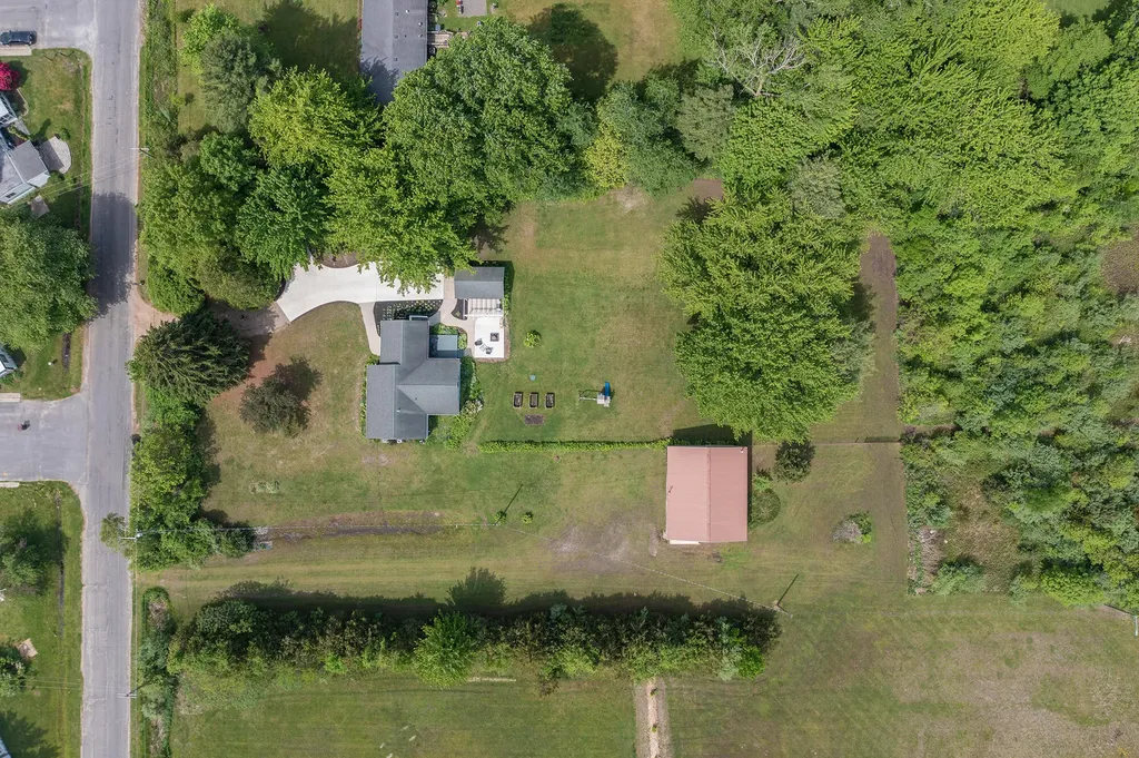 75764 16th Avenue South Haven Charter Township MI 49090