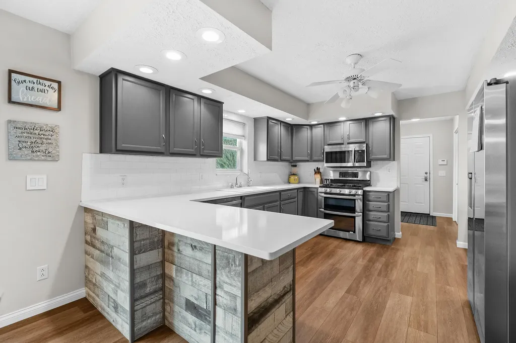 39166 36th Avenue Waverly Township MI 49079