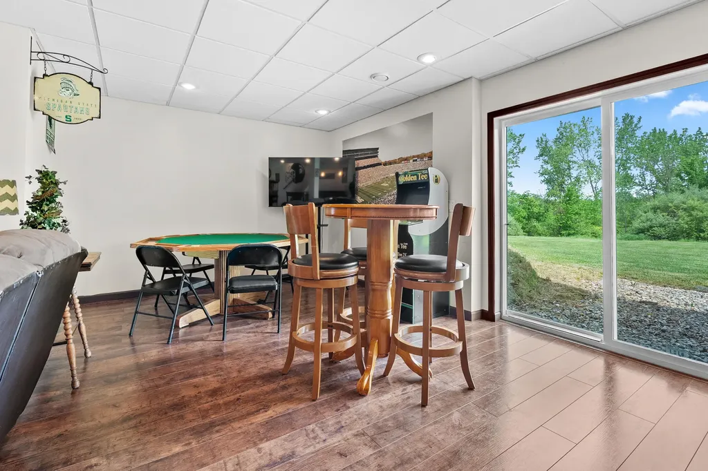 39166 36th Avenue Waverly Township MI 49079