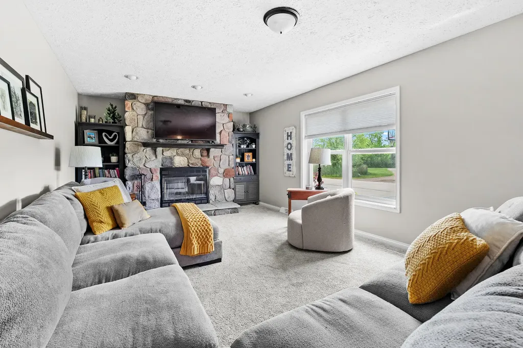 39166 36th Avenue Waverly Township MI 49079