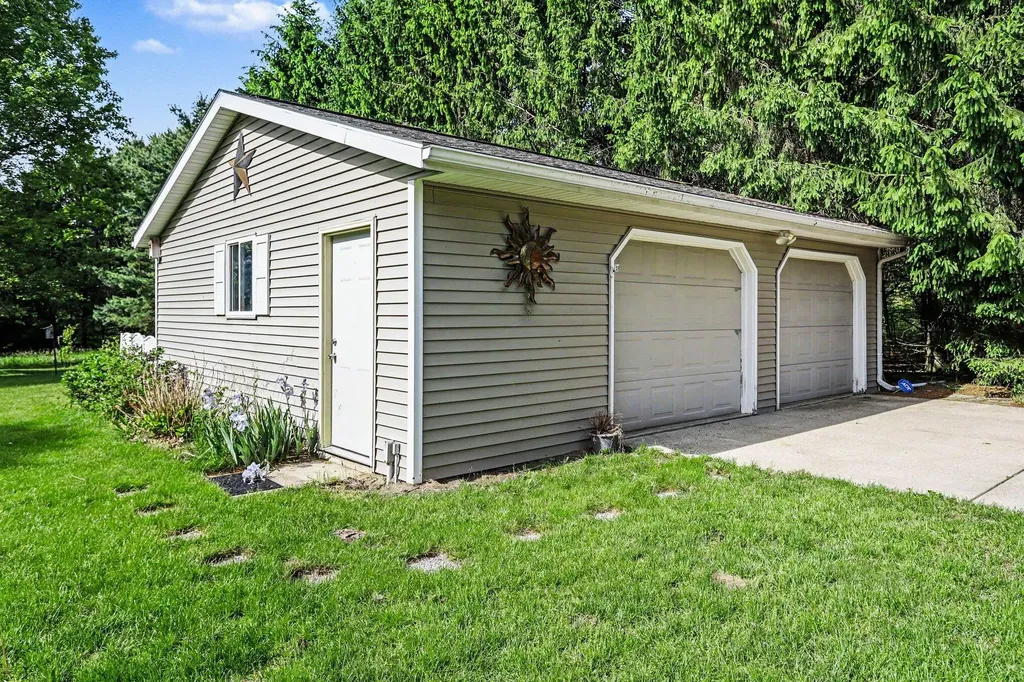 7921 W O Avenue Texas Charter Township MI 49009