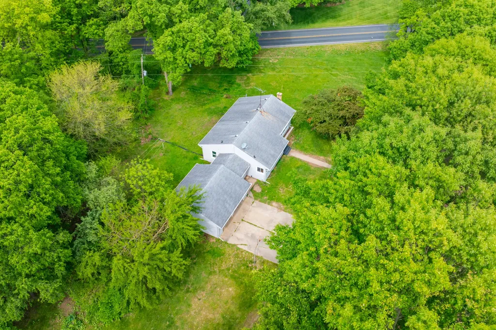 7132 S 27th Street Pavilion Township MI 49088