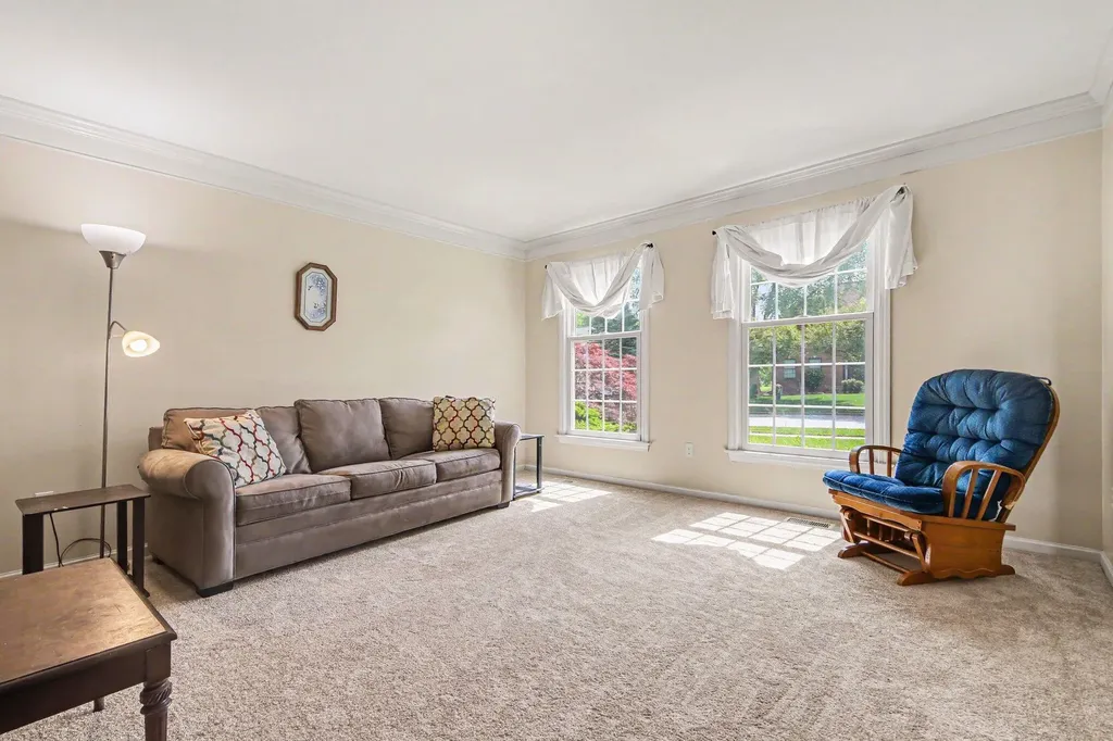 5337 Ticonderoga Drive SE Kentwood City MI 49508