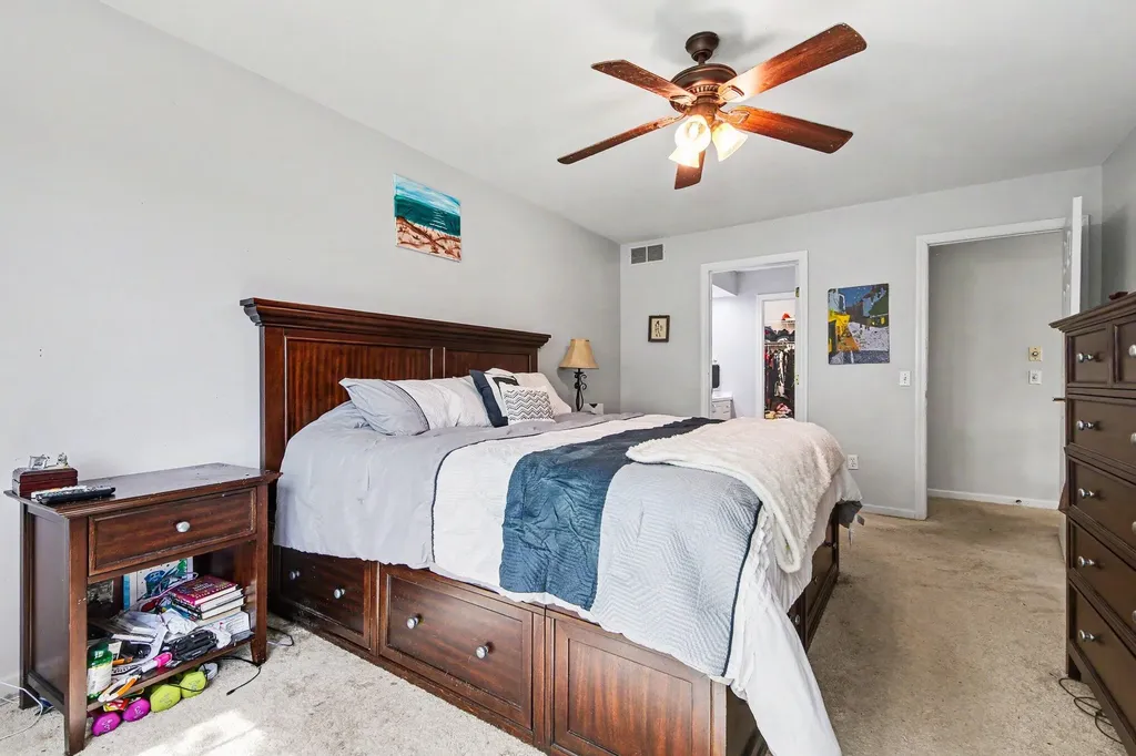 5337 Ticonderoga Drive SE Kentwood City MI 49508