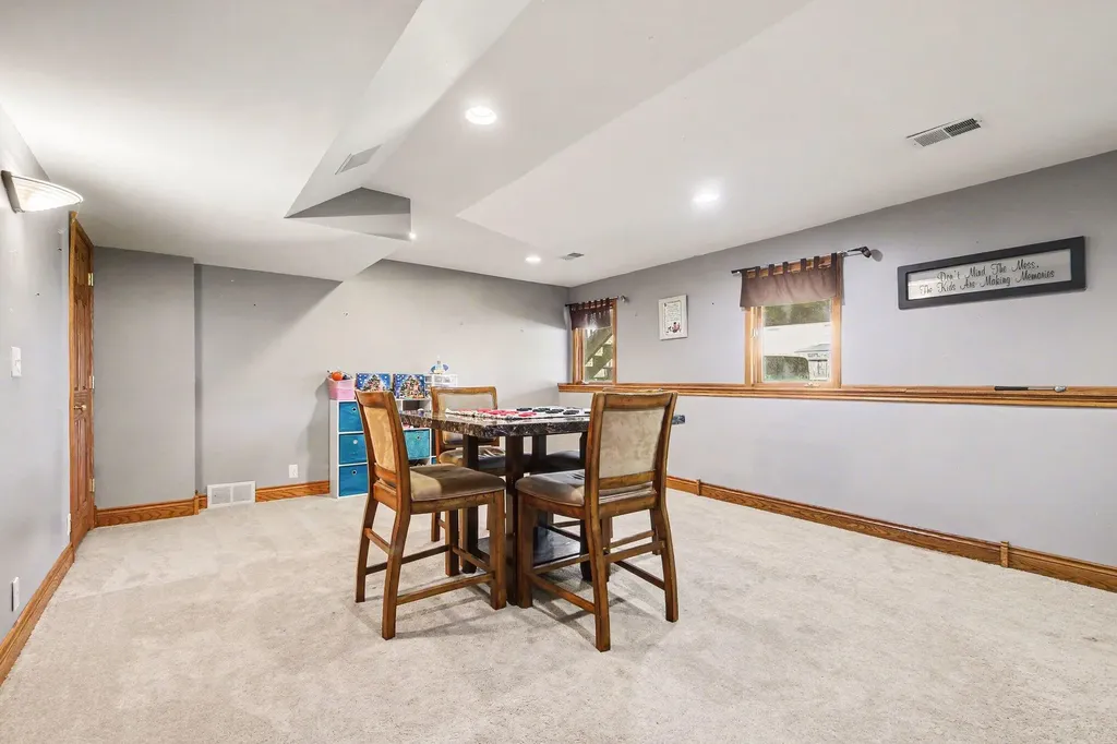 5337 Ticonderoga Drive SE Kentwood City MI 49508