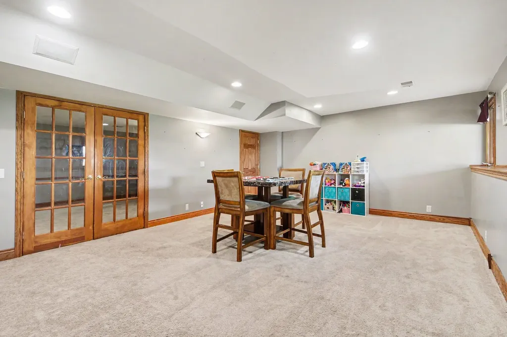 5337 Ticonderoga Drive SE Kentwood City MI 49508