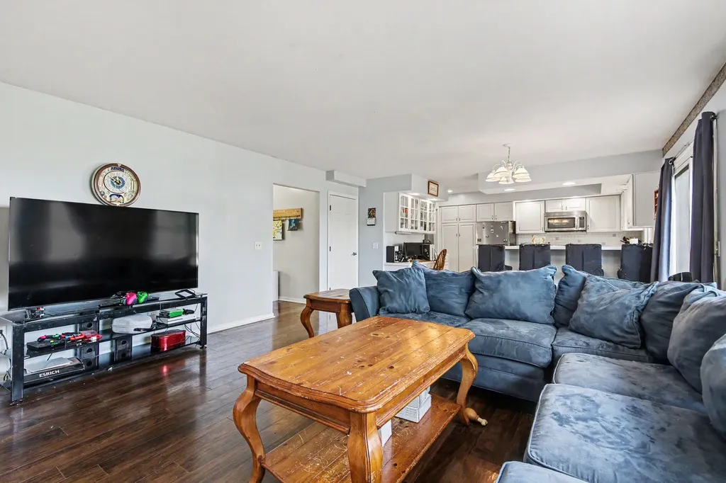 5337 Ticonderoga Drive SE Kentwood City MI 49508