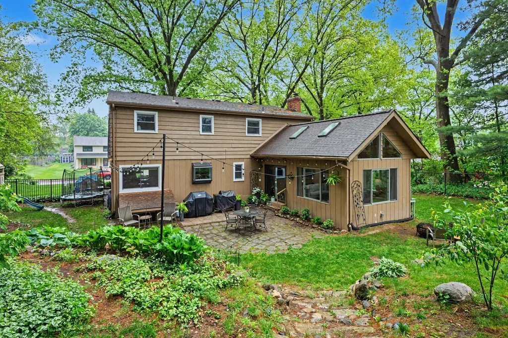 1339 Cadet Lane Oshtemo Charter Township MI 49009