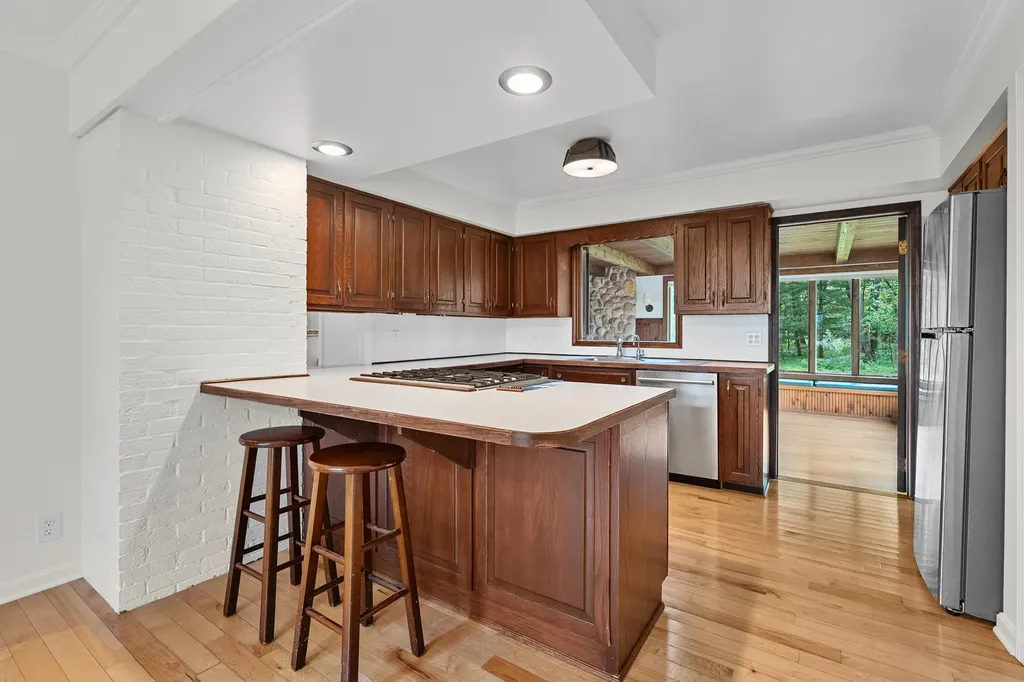 8001 Greenfield Shores Drive Pavilion Township MI 49088