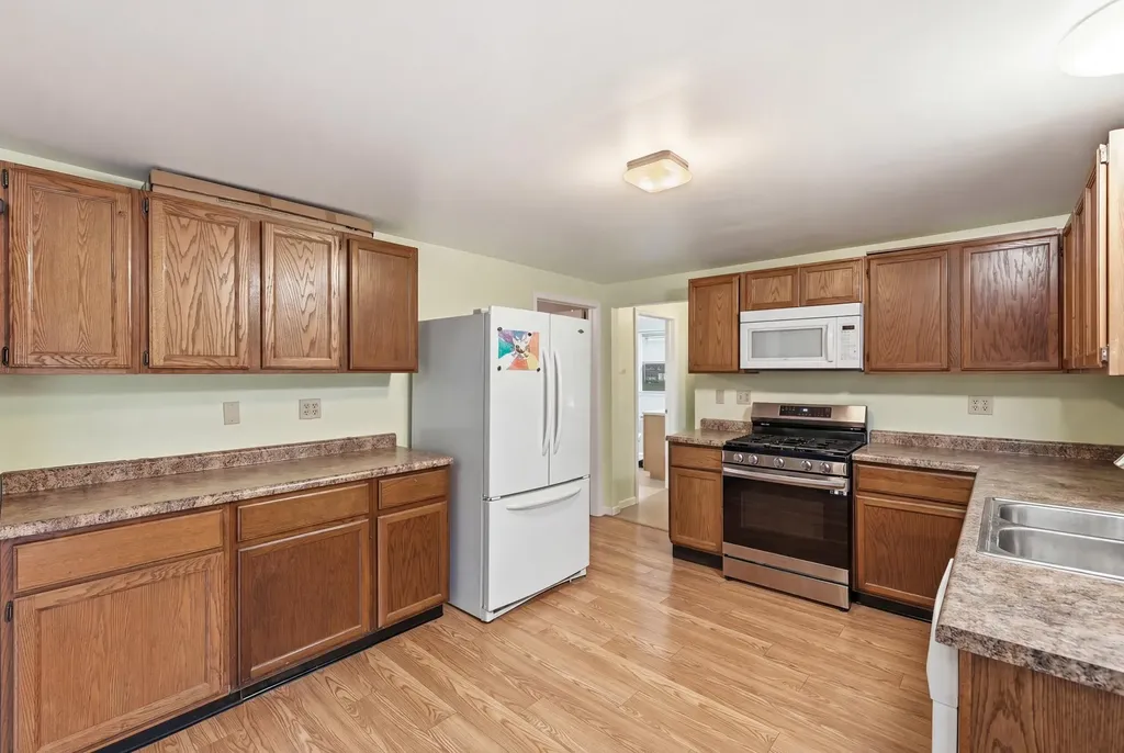 8580 N Riverview Drive Cooper Charter Township MI 49004