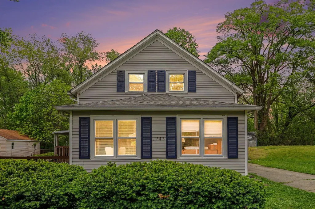 1743 Colby Avenue Cooper Charter Township MI 49004