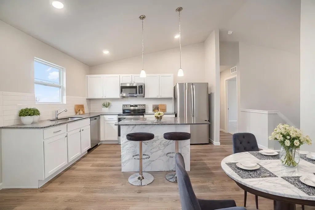 724 Manorwood Circle Benton Charter Township MI 49022