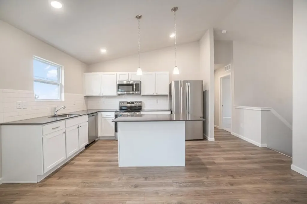 724 Manorwood Circle Benton Charter Township MI 49022