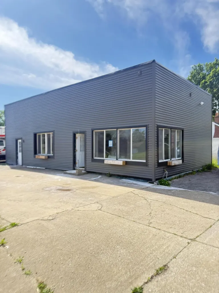 518 W Michigan Avenue Three Rivers City MI 49093
