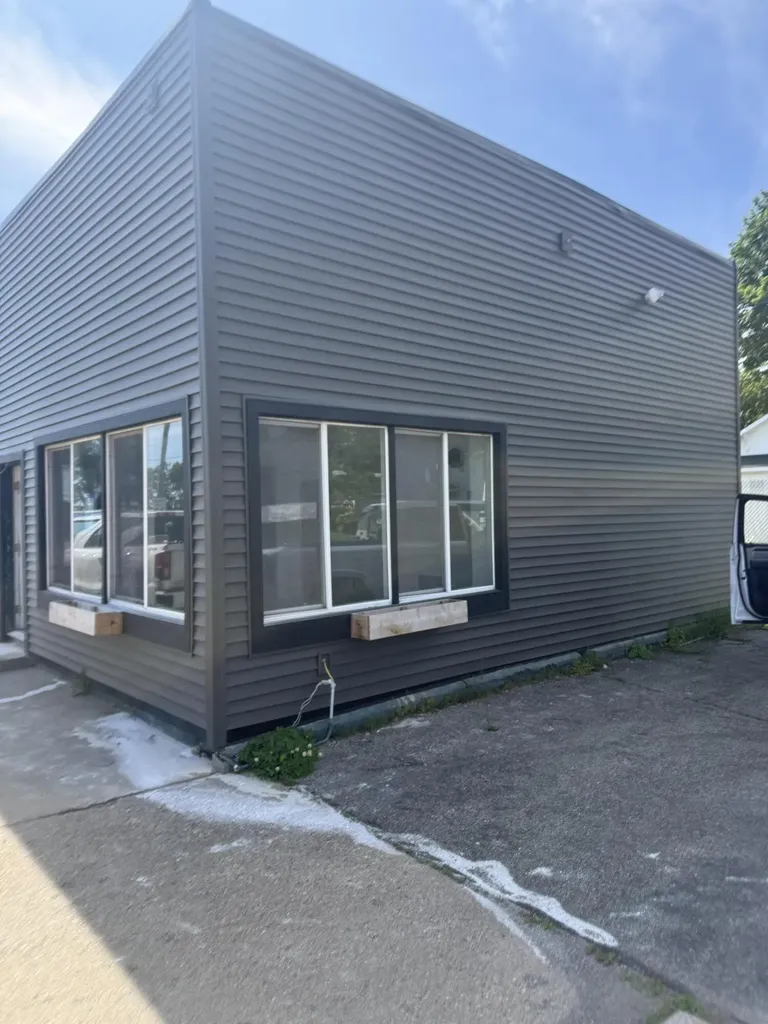 518 W Michigan Avenue Three Rivers City MI 49093