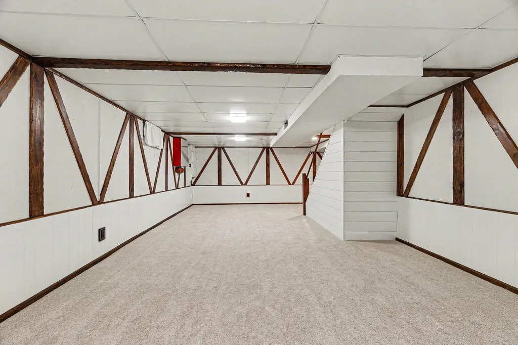 442 Pinewood Circle Portage City MI 49002