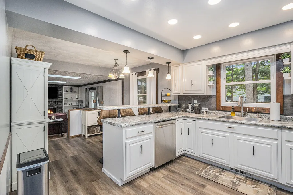 442 Pinewood Circle Portage City MI 49002