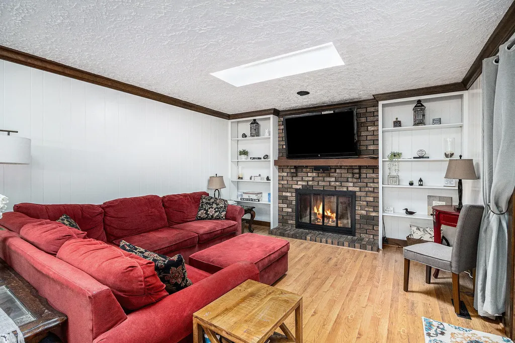 442 Pinewood Circle Portage City MI 49002