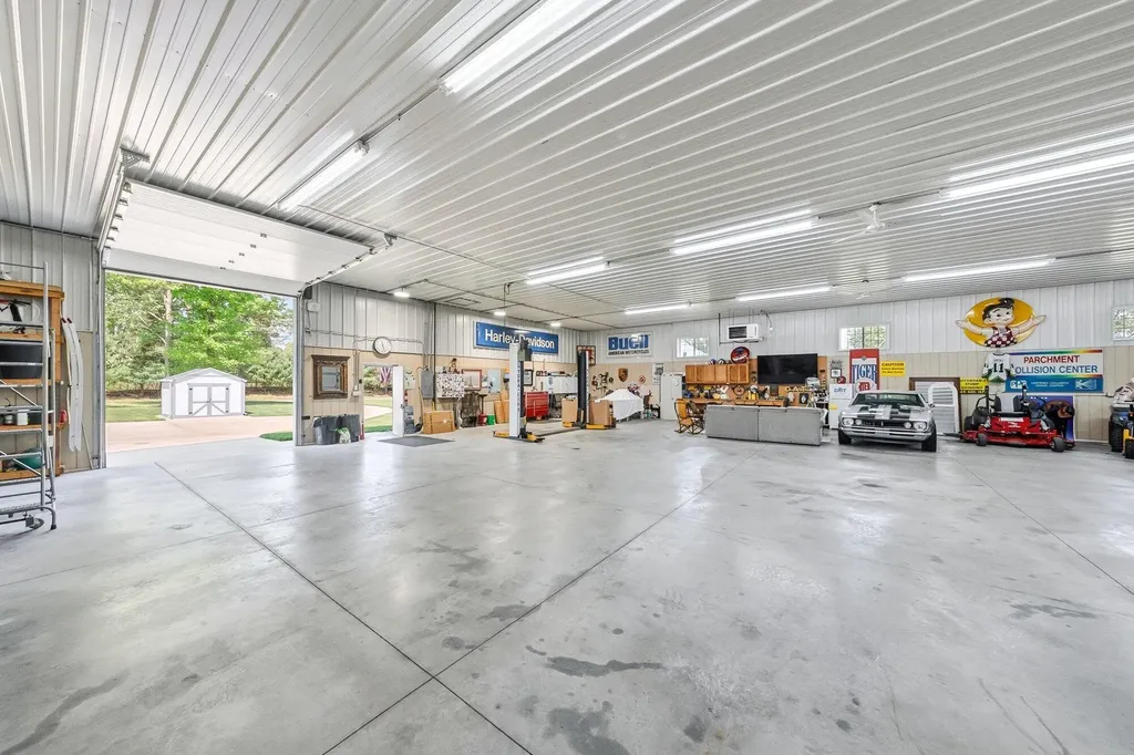 265 S Skyview Drive Oshtemo Charter Township MI 49009