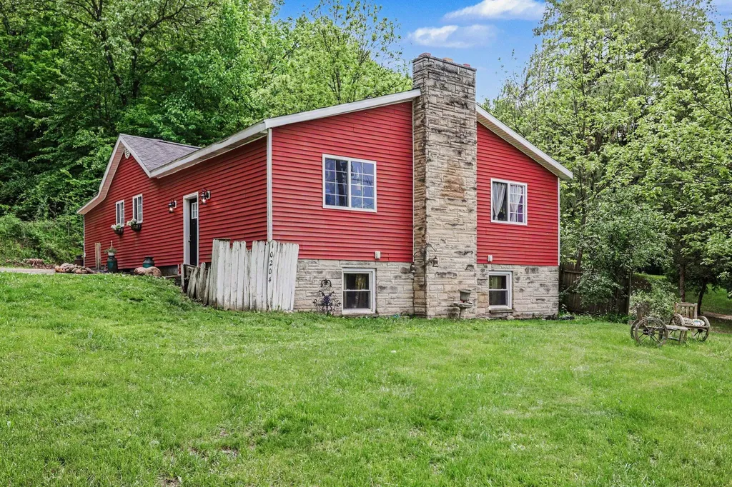 10204 Bellevue Road Pennfield Charter Township MI 49014