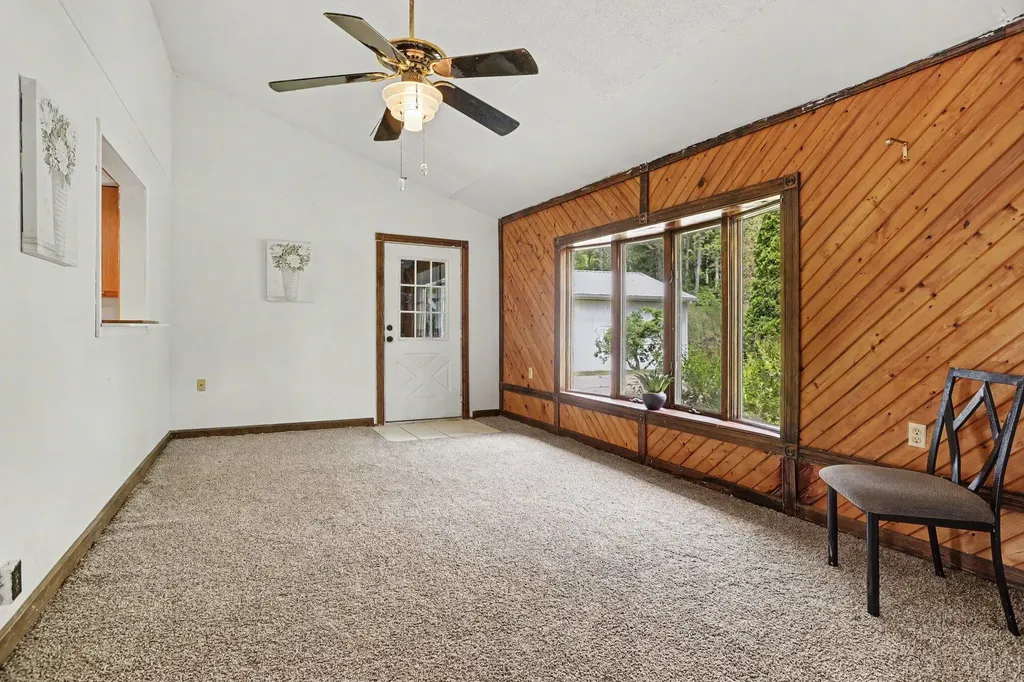 13703 Carefree Drive Johnstown Township MI 49017