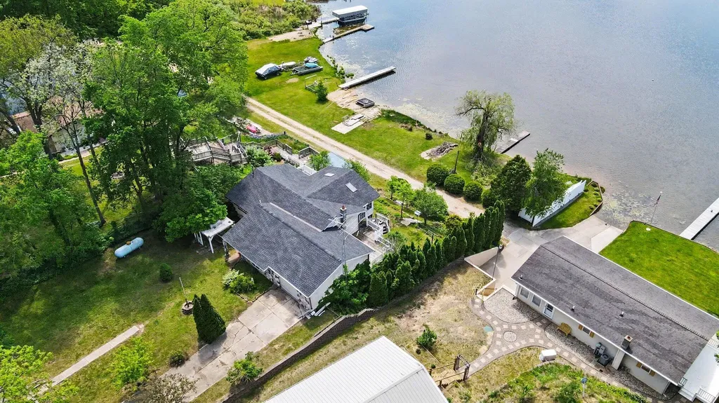 13703 Carefree Drive Johnstown Township MI 49017