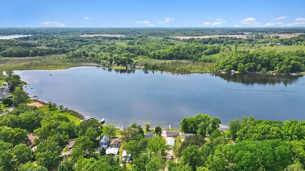 13703 Carefree Drive Johnstown Township MI 49017