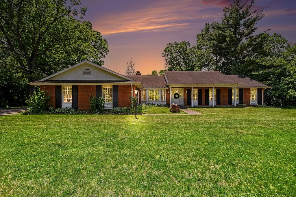 3086 Springbrook Drive Cooper Charter Township MI 49004