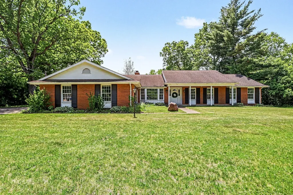 3086 Springbrook Drive Cooper Charter Township MI 49004