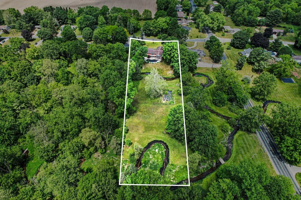 3086 Springbrook Drive Cooper Charter Township MI 49004