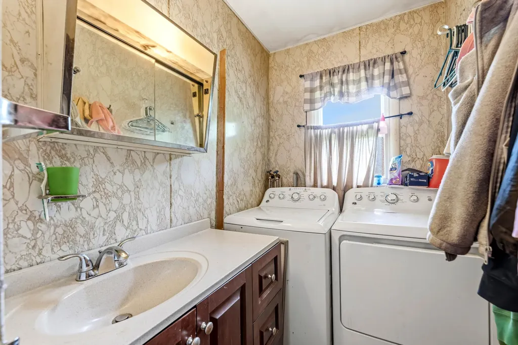 660 18th Street Otsego Township MI 49078