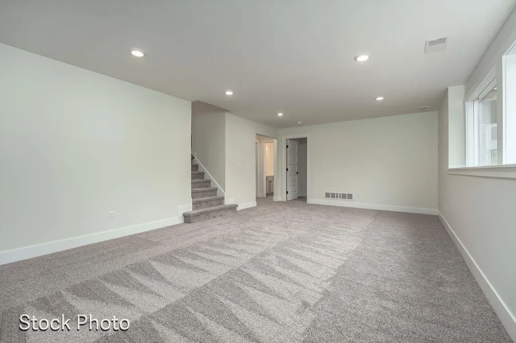 329 Round Hill Road Oshtemo Charter Township MI 49009