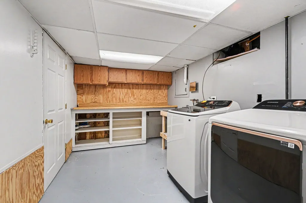 6473 E E Avenue Richland Township MI 49083