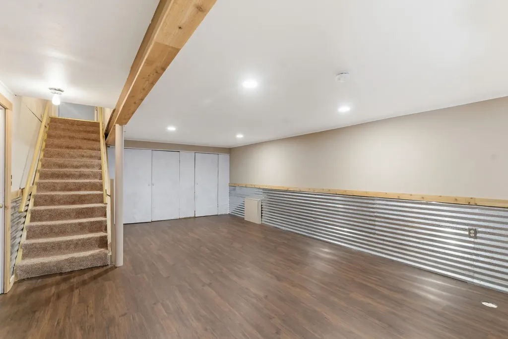 3312 Tamsin Avenue Kalamazoo City MI 49008