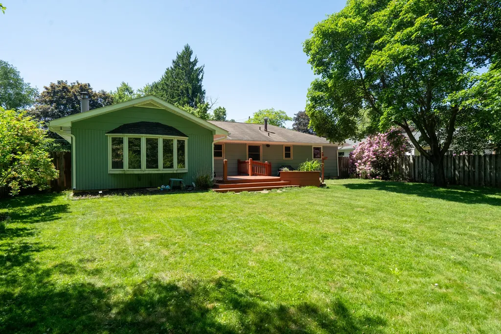 3312 Tamsin Avenue Kalamazoo City MI 49008
