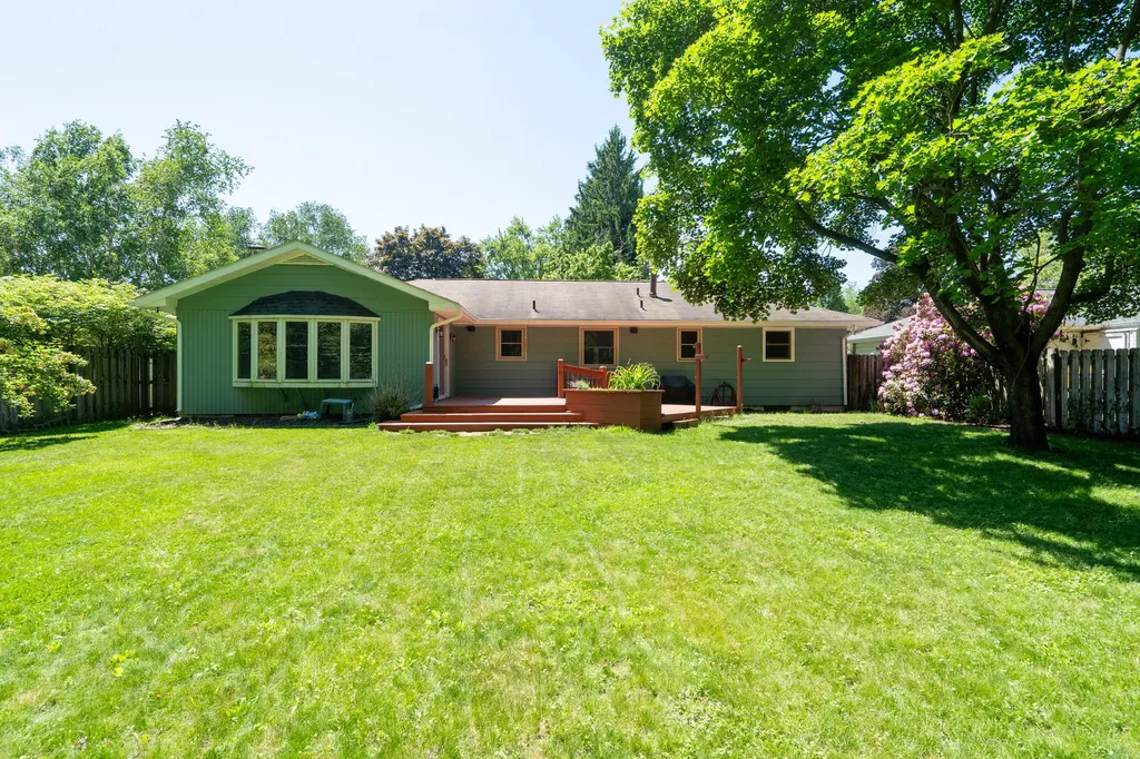 3312 Tamsin Avenue Kalamazoo City MI 49008