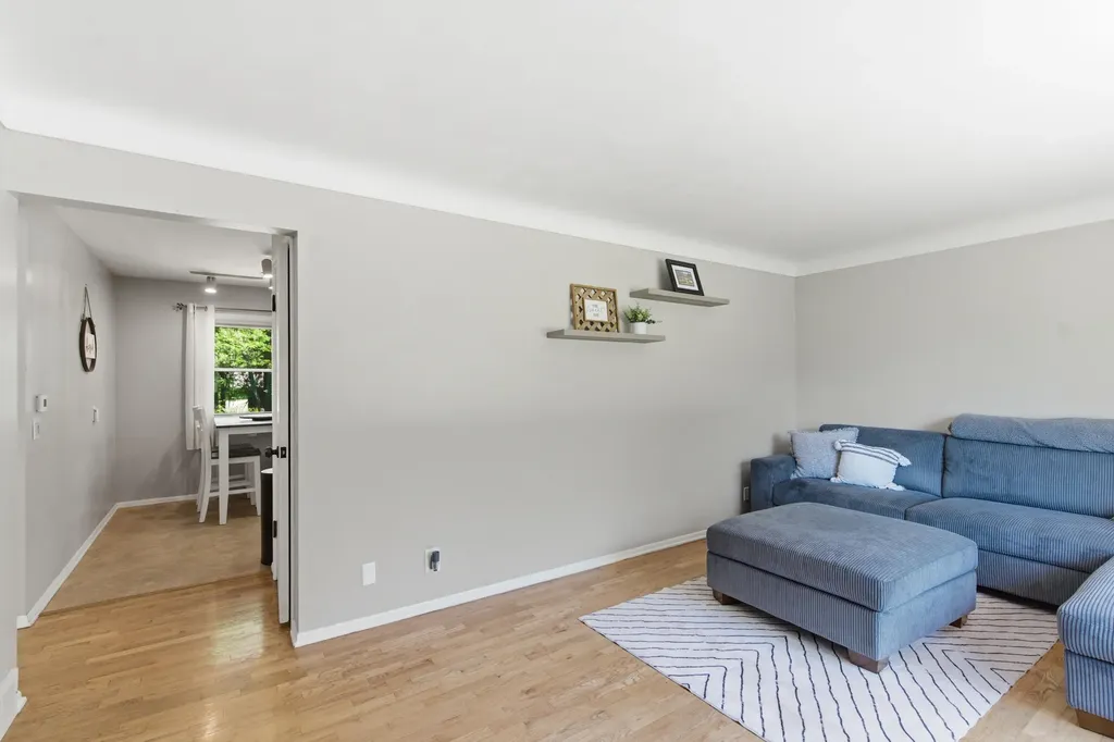 3312 Tamsin Avenue Kalamazoo City MI 49008