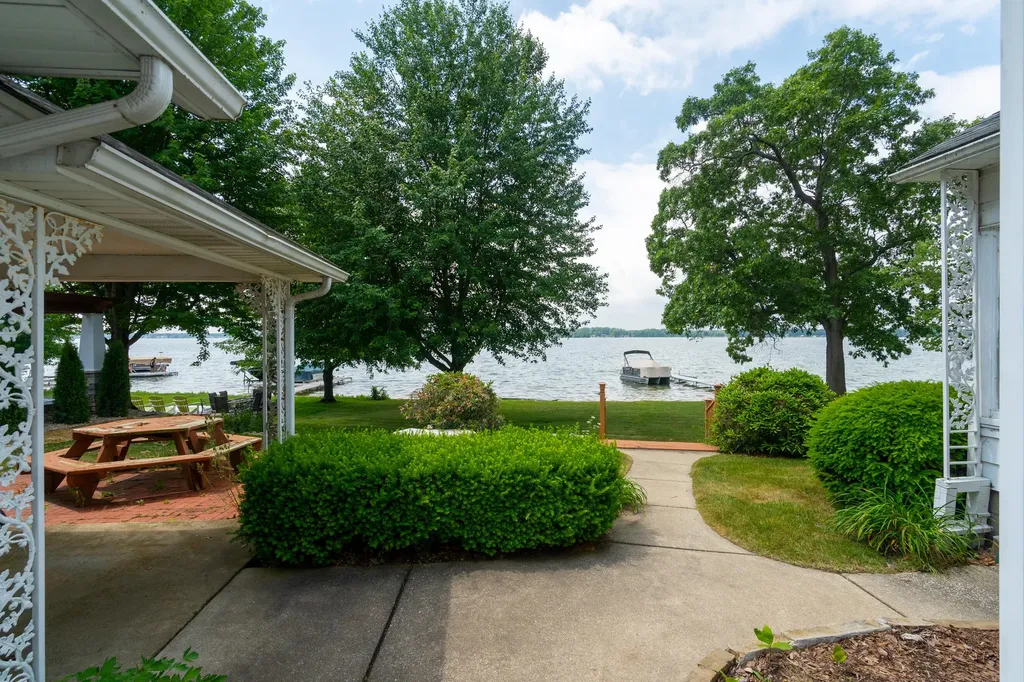 3624 E Shore Drive Portage City MI 49002
