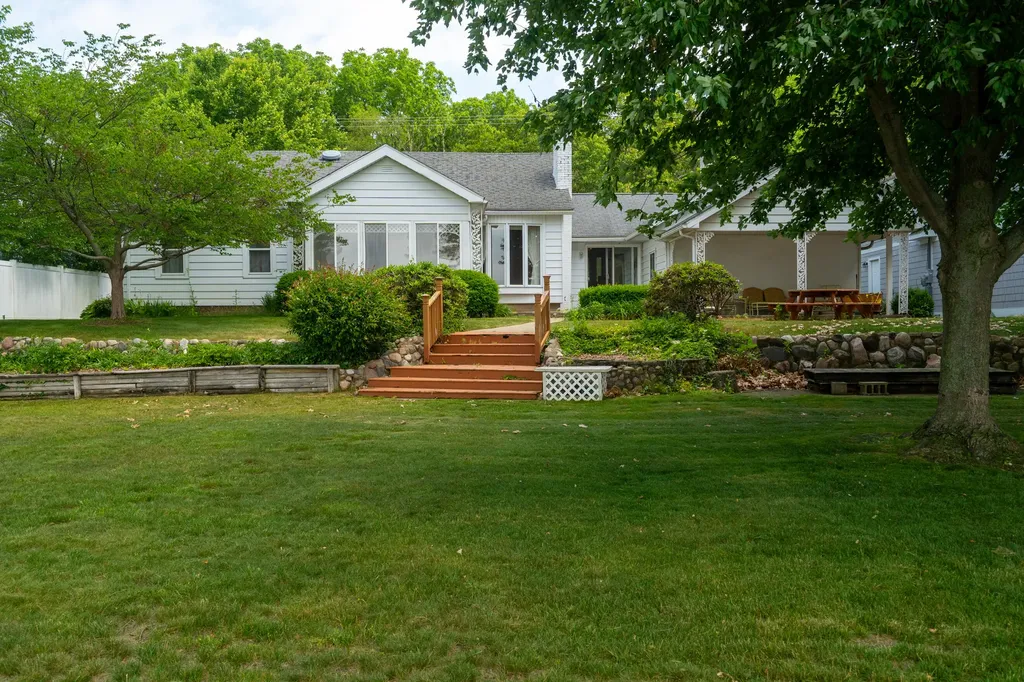 3624 E Shore Drive Portage City MI 49002