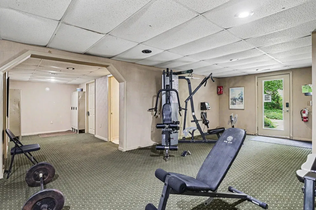 734 W Kilgore Road Kalamazoo City MI 49008