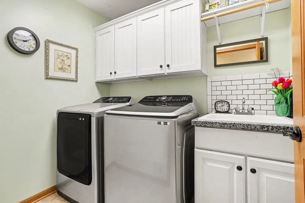174 Hickory Hills Marshall Township MI 49068