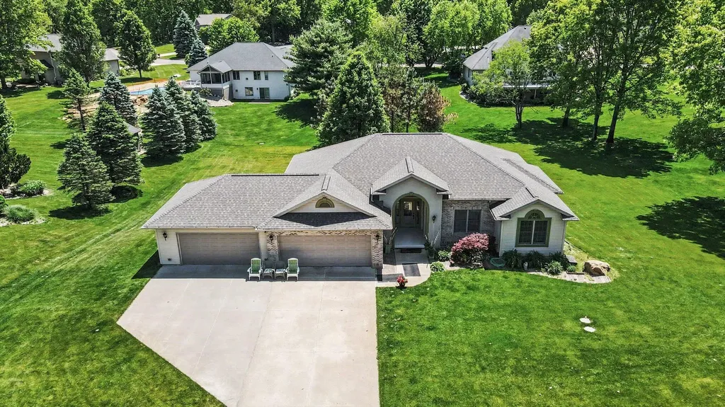 174 Hickory Hills Marshall Township MI 49068