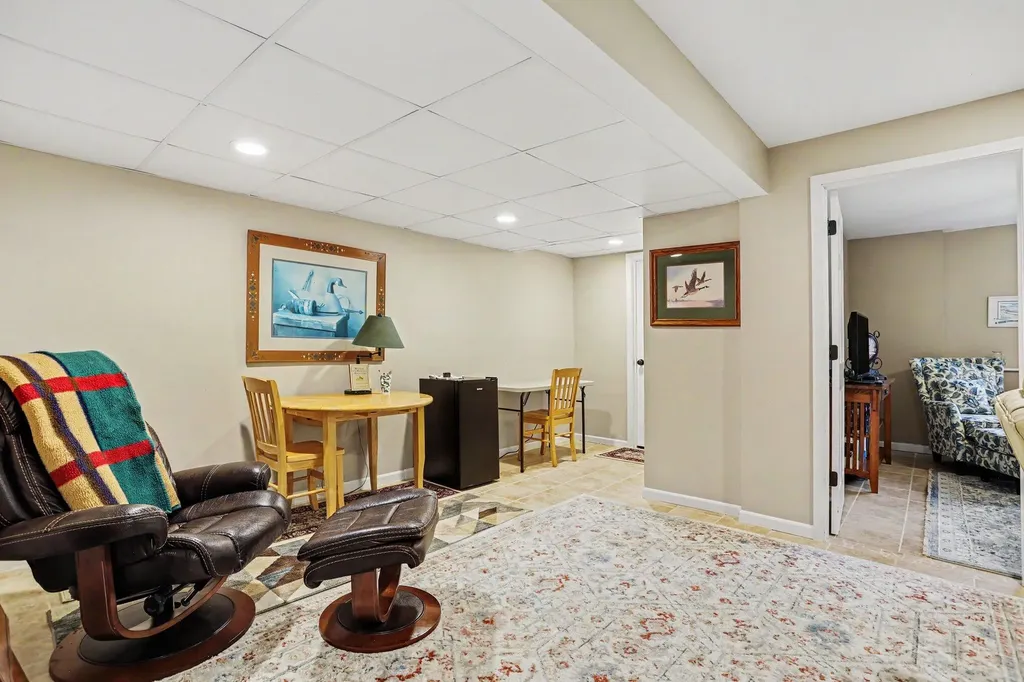 174 Hickory Hills Marshall Township MI 49068