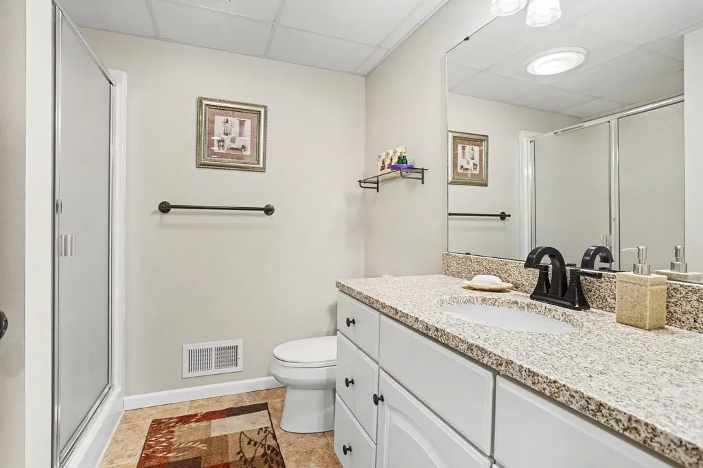 174 Hickory Hills Marshall Township MI 49068