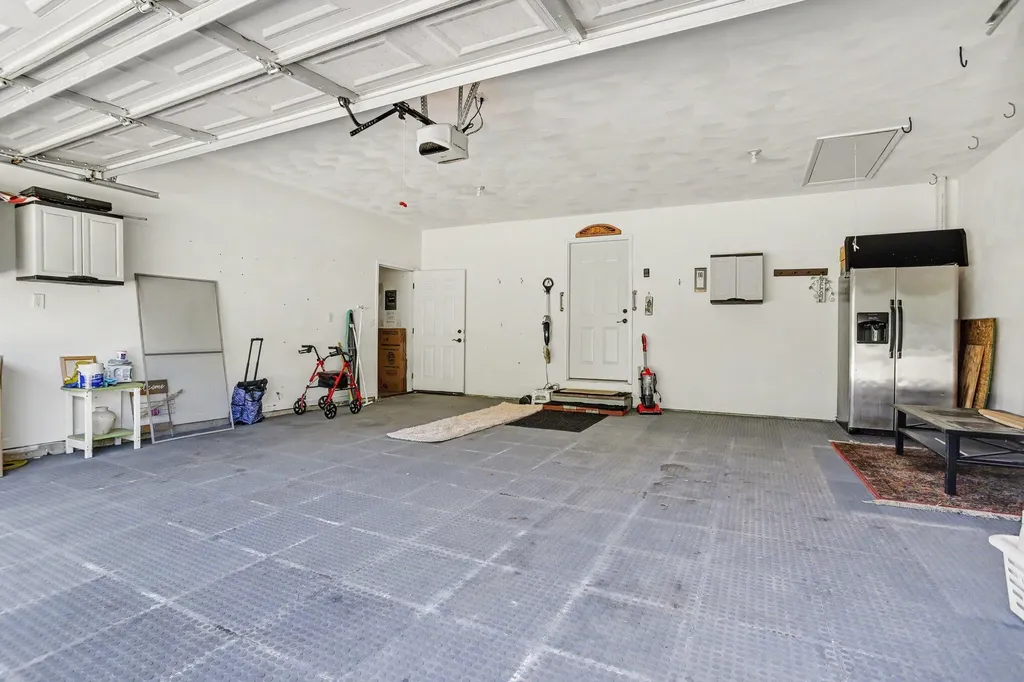 174 Hickory Hills Marshall Township MI 49068
